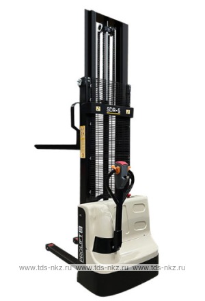 Самоходный штабелер с литий-ионными АКБ PROLIFT M2 SDR 1545S li-ion